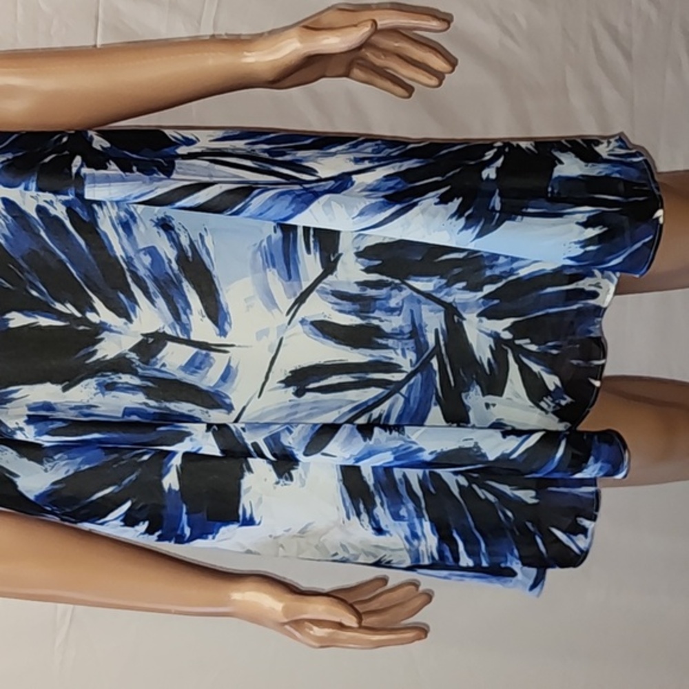 Calvin Klein Women Blue/White‎ Dress Size 6  Medium Sleeveless Abstract Lined - Picture 4 of 9